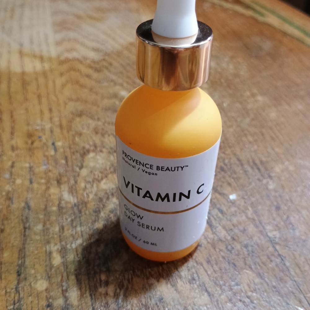 NEW Provence Beauty Vitamin C Glow Day Serum